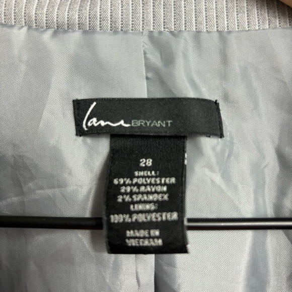 Lane Bryant Gray Pinstripe Blazer size 28 - Picture 2 of 6